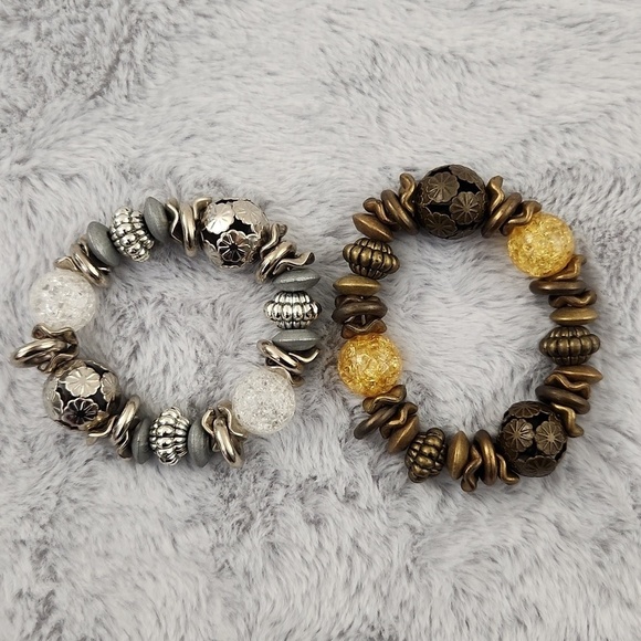 Unbranded. Jewelry - NWOT set of bracelets